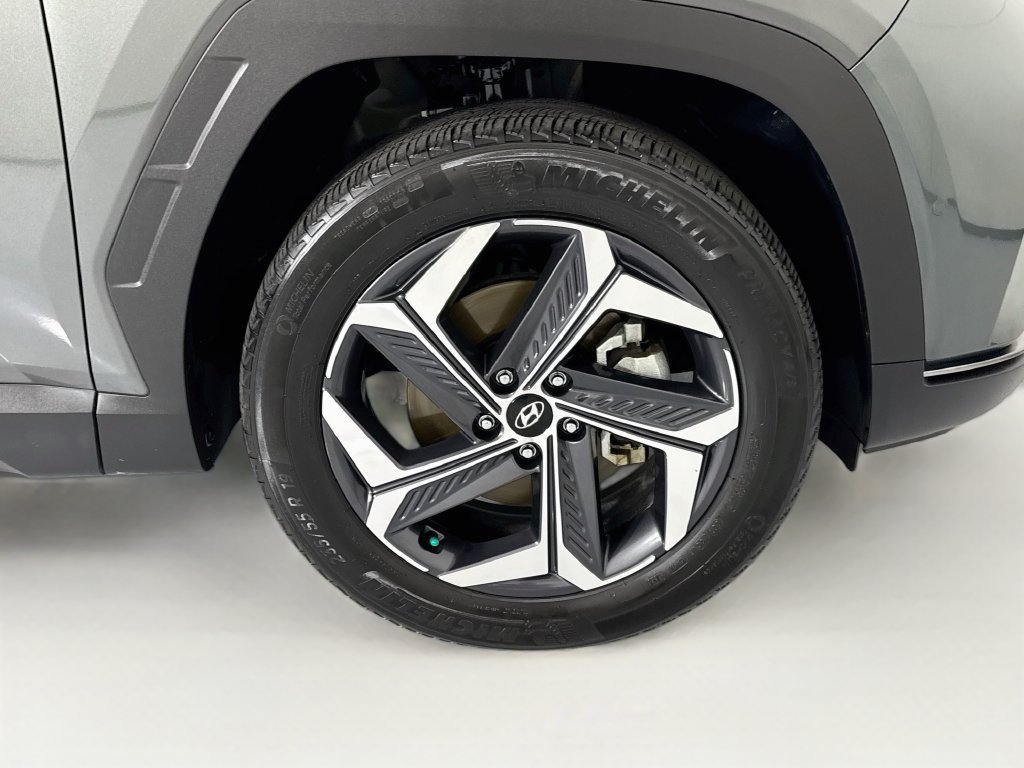 Used 2024 Hyundai Tucson Limited AWD/4WD image 32