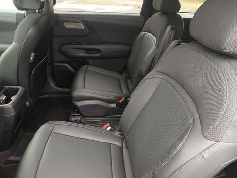 New 2027 Kia Telluride S image 23