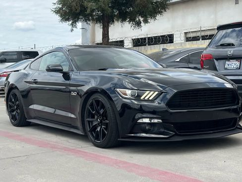 Used 2017 Ford Mustang GT Premium w/ Equipment Group 401A RWD image 10