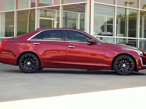 Used 2017 Cadillac CTS Luxury image 8