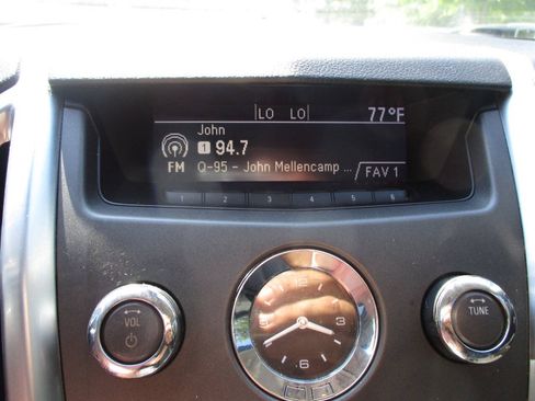 Used 2012 Cadillac SRX Luxury FWD image 10