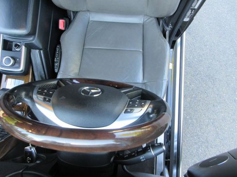 Used 2015 Mercedes-Benz G 550 image 59