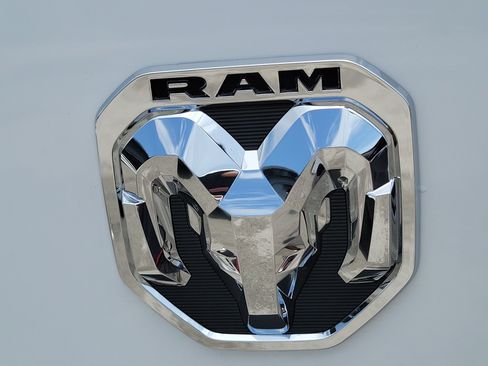 Used 2025 RAM ProMaster 2500 w/ U-Haul Equipment Group FWD image 10