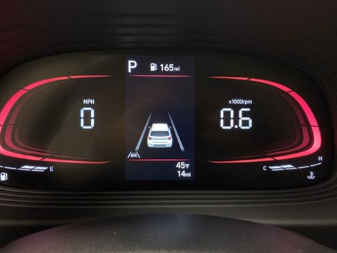 New 2026 Hyundai Venue SEL FWD image 17