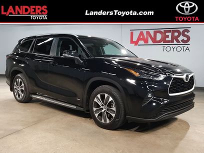 Certified 2025 Toyota Highlander XLE