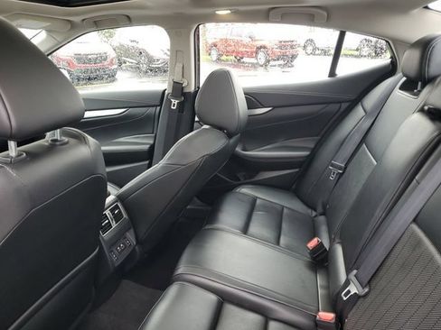 Used 2023 Nissan Maxima SL FWD image 8