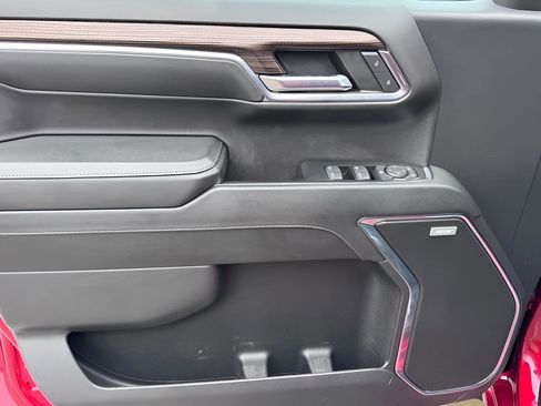 Used 2024 Chevrolet Silverado 1500 RST w/ Convenience Package II image 28