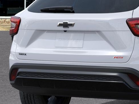 New 2025 Chevrolet Trax RS w/ Driver Confidence Package image 38