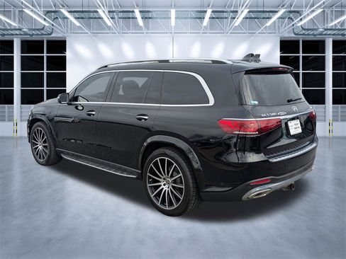 Used 2021 Mercedes-Benz GLS 580 4MATIC image 7