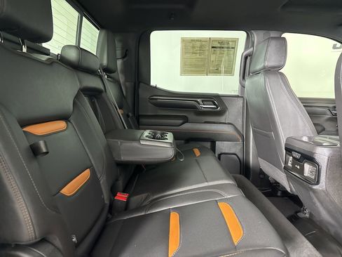 Used 2024 GMC Sierra 1500 AT4 w/ Technology Package image 27