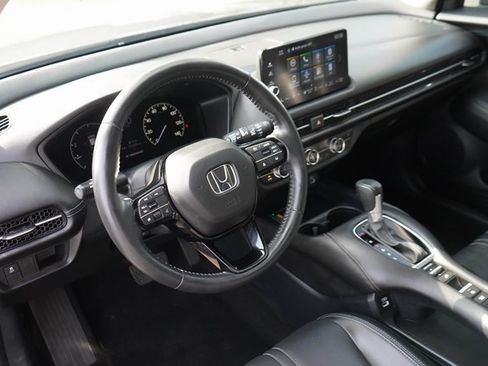 Certified 2023 Honda HR-V EX-L image 4