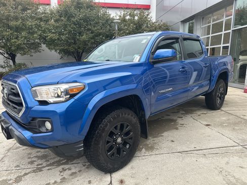 Used 2016 Toyota Tacoma SR5 RWD image 3