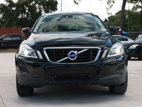 Used 2013 Volvo XC60 3.2 Premier Plus FWD image 11