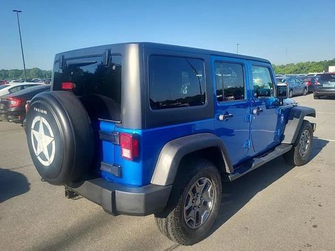 Used 2016 Jeep Wrangler Unlimited Rubicon w/ Max Tow Package AWD/4WD image 3