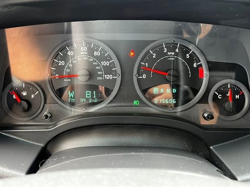 Used 2008 Jeep Compass Sport AWD/4WD image 25
