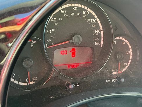 Used 2016 Volkswagen Beetle 1.8T image 8