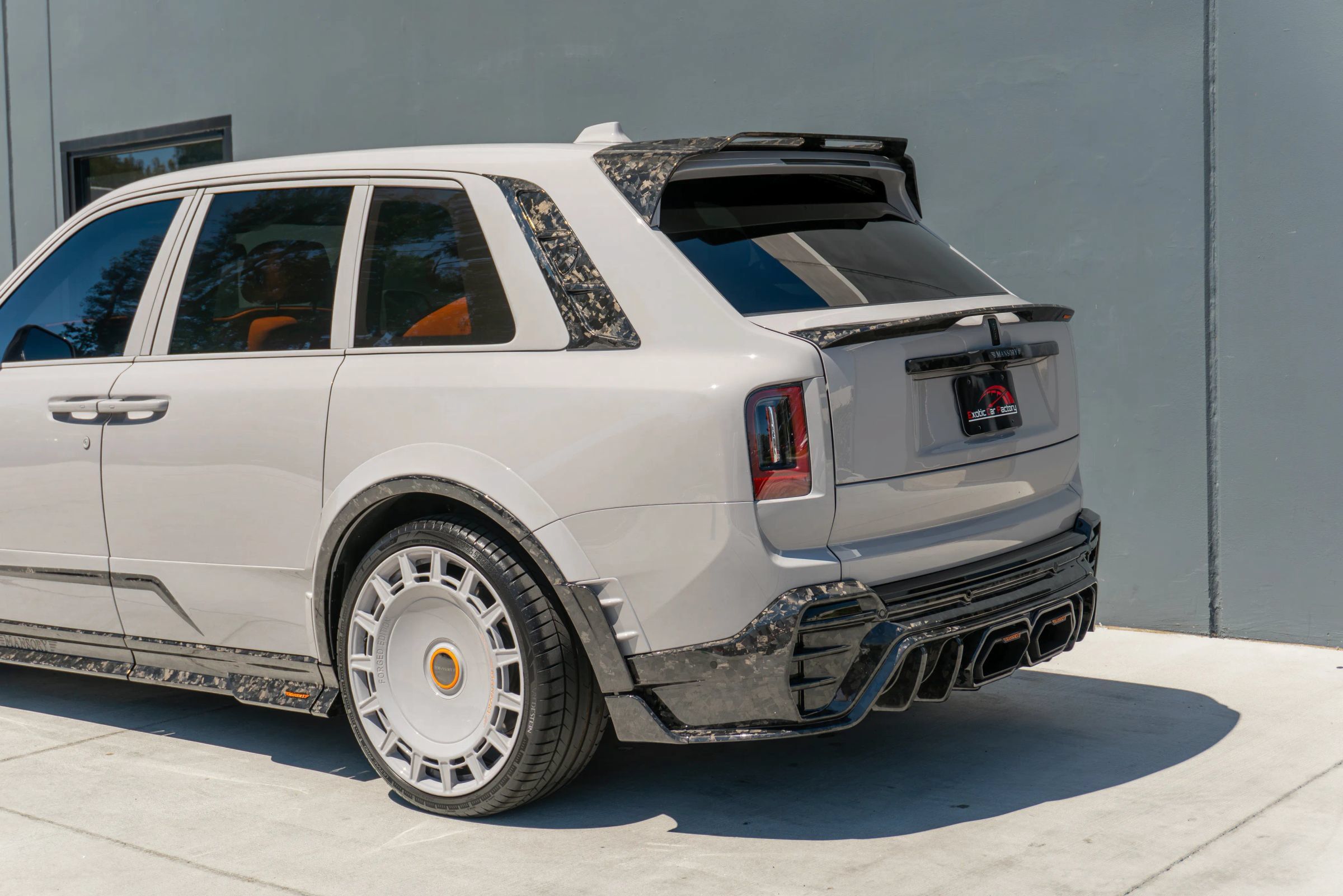 Used 2026 Rolls-Royce Cullinan AWD/4WD image 22