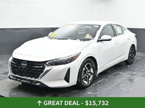 Used 2024 Nissan Sentra SV w/ Trunk Package image 7