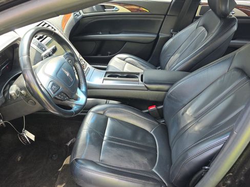 Used 2019 Lincoln MKZ Reserve FWD image 5