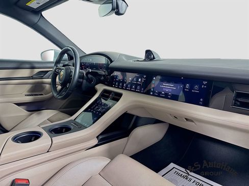 Used 2023 Porsche Taycan 4S image 36