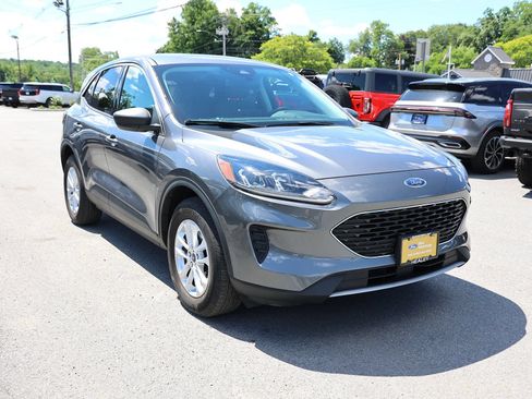 Used 2022 Ford Escape SE w/ Convenience Package AWD/4WD image 1