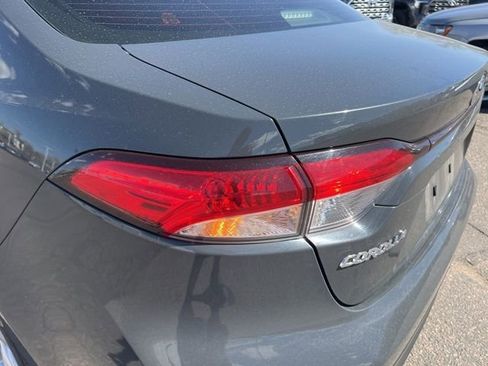 Used 2024 Toyota Corolla LE w/ LE Premium Package image 11