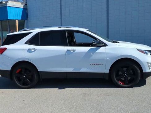 Certified 2020 Chevrolet Equinox Premier w/ Premier Redline Edition image 9