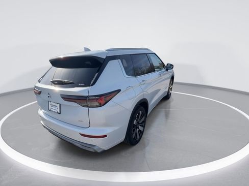 New 2026 Mitsubishi Outlander SEL AWD/4WD image 8