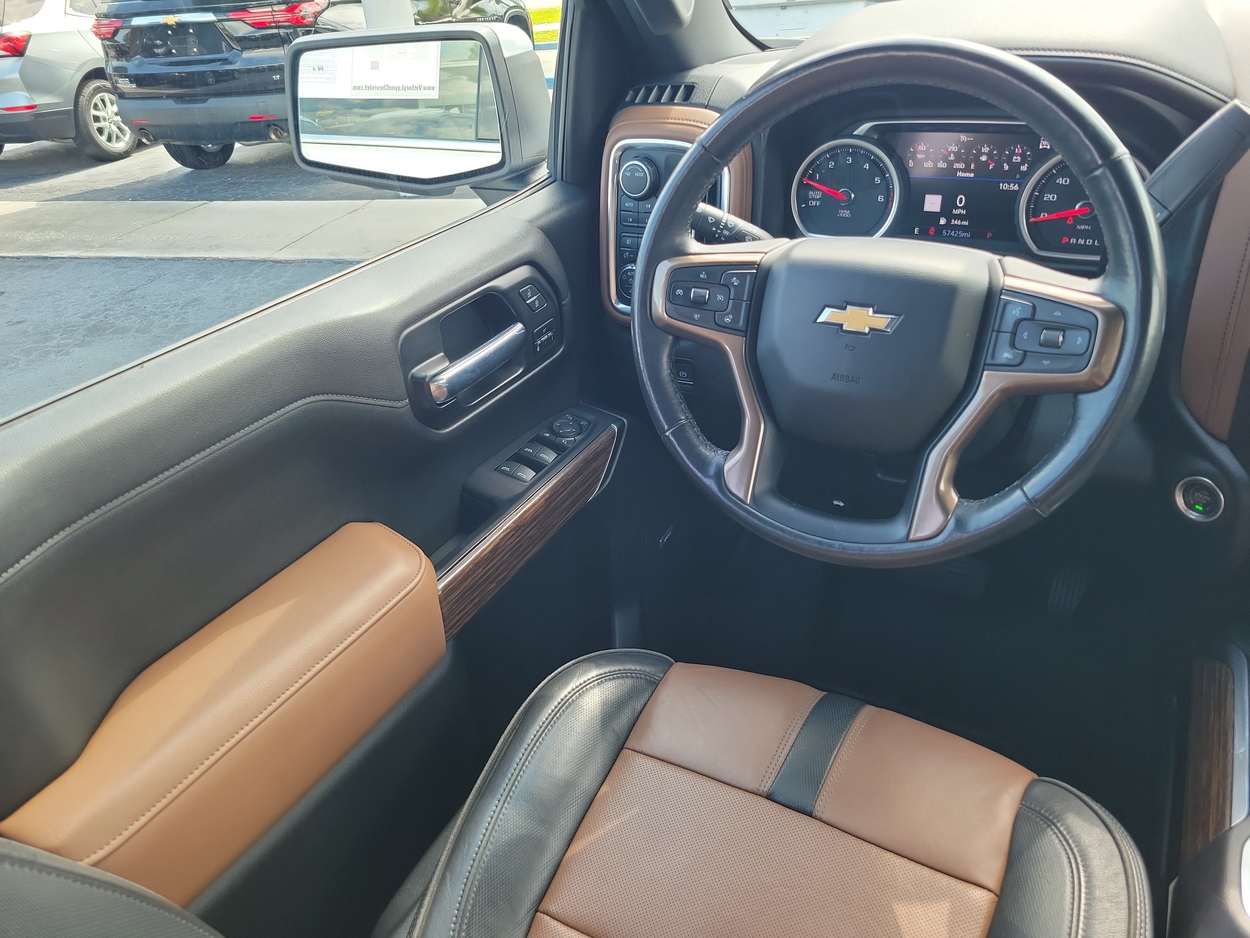 Used 2021 Chevrolet Silverado 1500 High Country w/ Technology Package AWD/4WD image 13