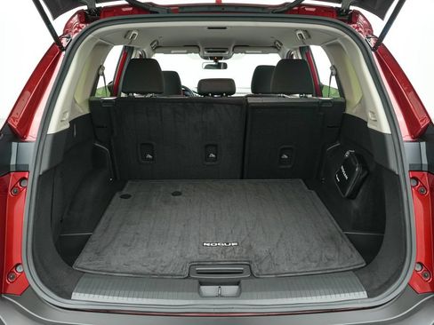 Used 2023 Nissan Rogue SV AWD/4WD image 19