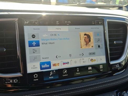 New 2026 Chrysler Pacifica Select image 14