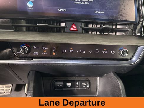 Used 2025 Kia Sportage X-Pro Prestige AWD/4WD image 18
