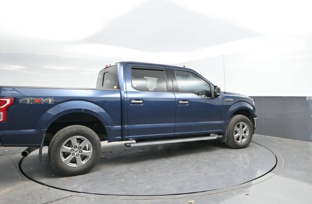 Used 2019 Ford F150 XLT w/ Equipment Group 302A Luxury AWD/4WD image 2