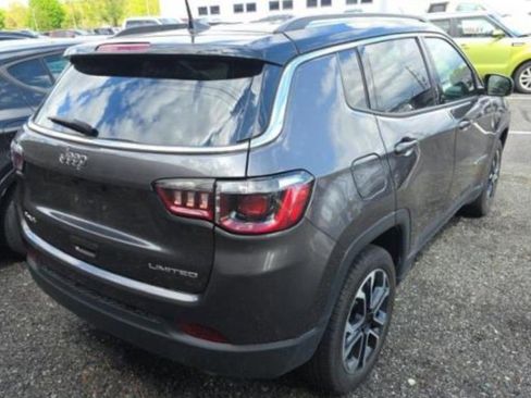 Used 2022 Jeep Compass Limited AWD/4WD image 6