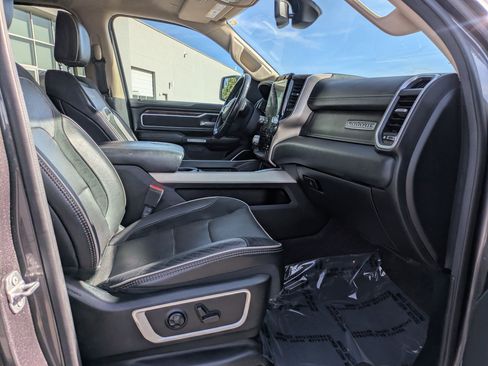 Used 2020 RAM 1500 Laramie image 30