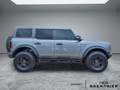 Used 2023 Ford Bronco Badlands AWD/4WD image 8