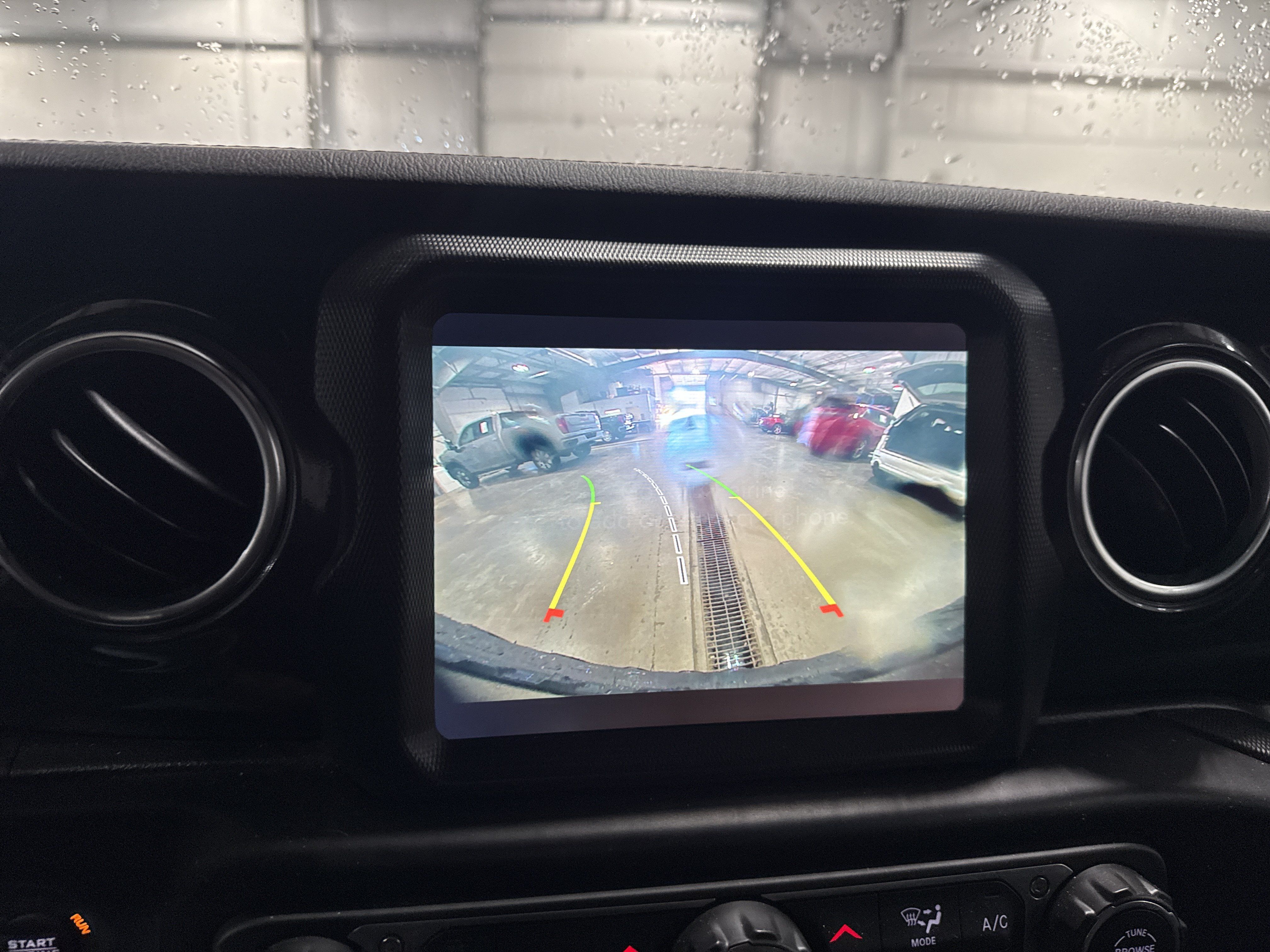 Used 2021 Jeep Wrangler Unlimited Rubicon w/ Trailer Tow Package AWD/4WD image 14