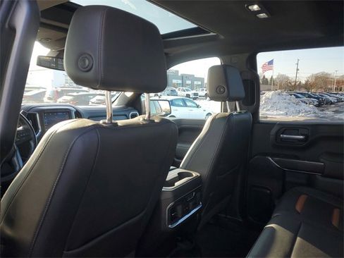 Certified 2021 GMC Sierra 1500 AT4 w/ AT4 Value Package image 11