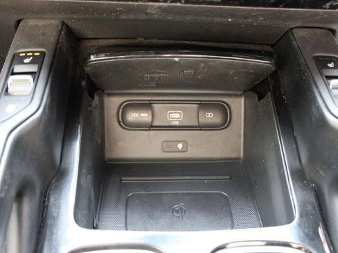 Used 2022 Kia Telluride SX w/ SX Prestige Package image 29