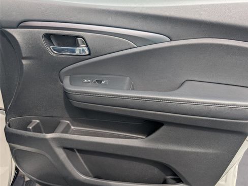 Used 2022 Honda Pilot Special Edition image 40