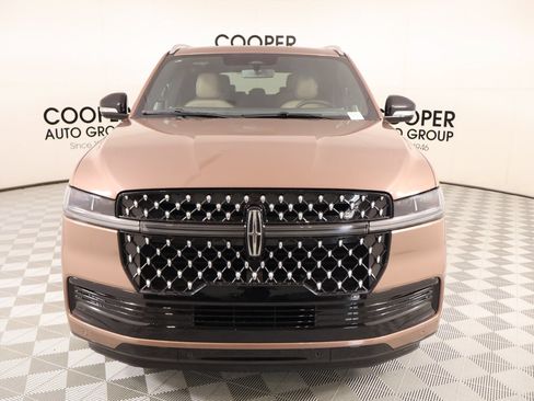 New 2026 Lincoln Navigator Black Label AWD/4WD image 9