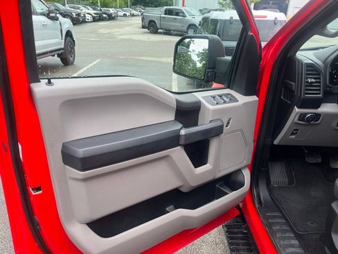 Used 2019 Ford F150 XL w/ Equipment Group 101A Mid AWD/4WD image 4