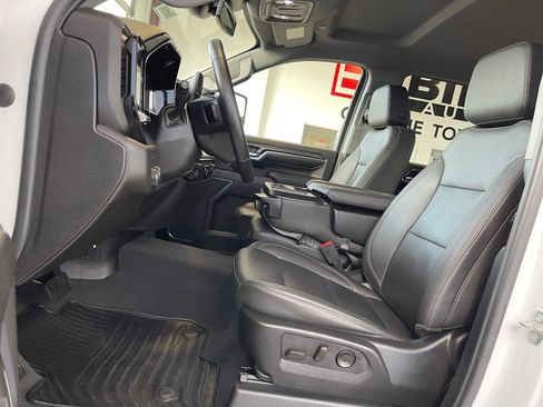 Used 2024 Chevrolet Silverado 2500 LTZ image 9