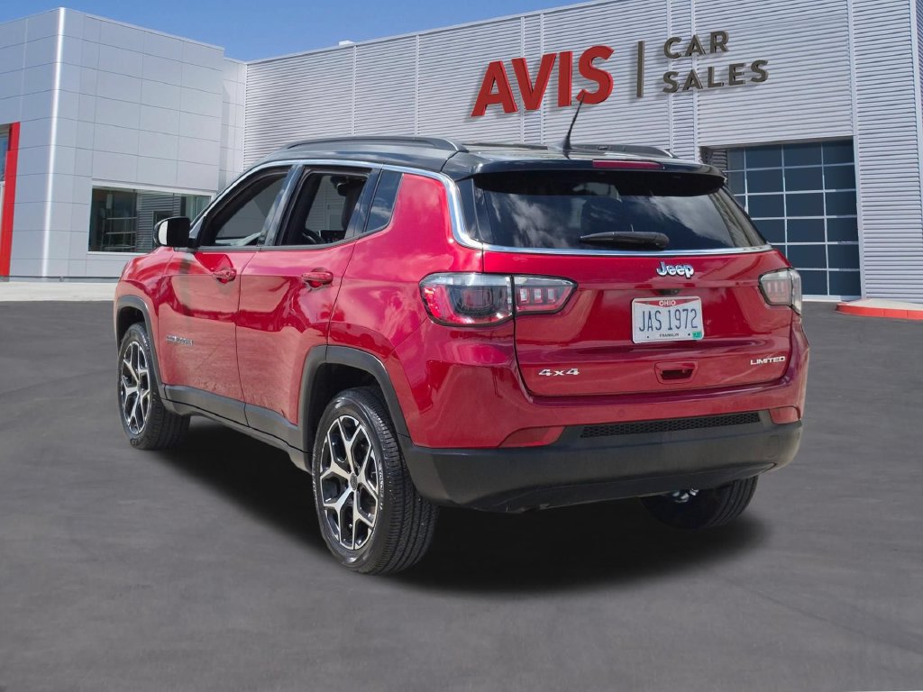 Used 2025 Jeep Compass Limited AWD/4WD image 9
