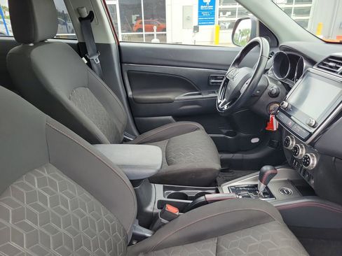Used 2024 Mitsubishi Outlander Sport AWD image 35