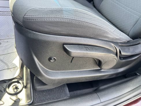 Used 2019 Kia Sorento FWD image 13