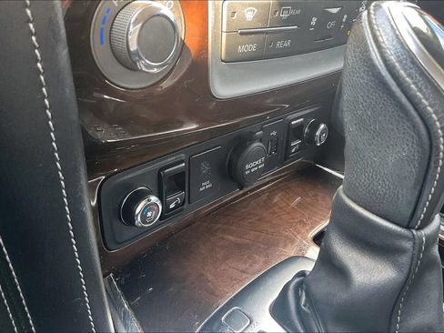 Used 2019 INFINITI QX80 Luxe w/ 22" Wheel Package RWD image 23