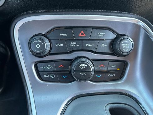 Used 2019 Dodge Challenger GT w/ Performance Handling Group RWD image 15