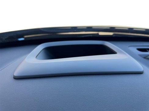 New 2025 Volvo XC90 B6 Ultra w/ Protection Package Premier image 18