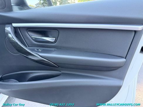 Used 2018 BMW 330e RWD image 26
